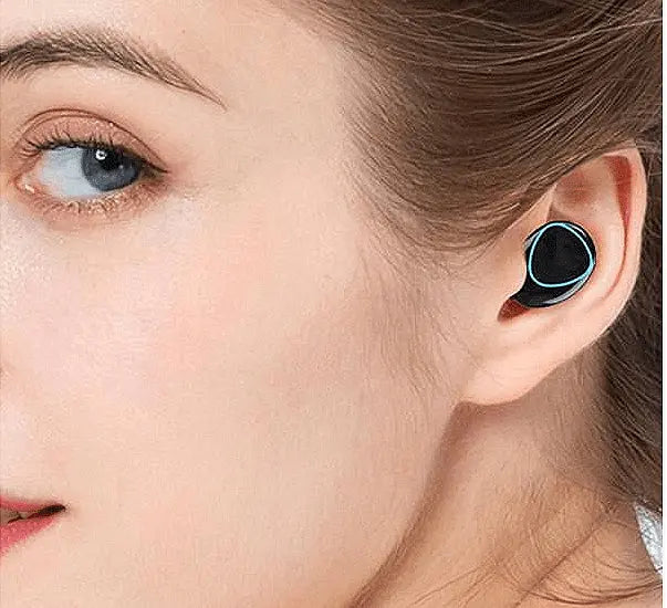 Светещи bluetooth слушалки с HD LED дисплей, TWS, Калъф за зареждане,М10, 9D, EarBuds, Черни Aventra Store