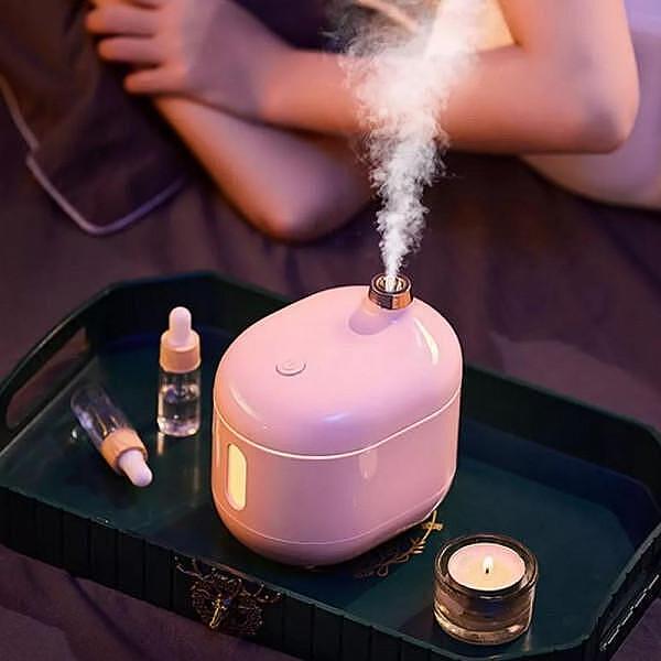 Ултразвуков ароматен овлажнител Q06 с UV лампа и вградена батерия